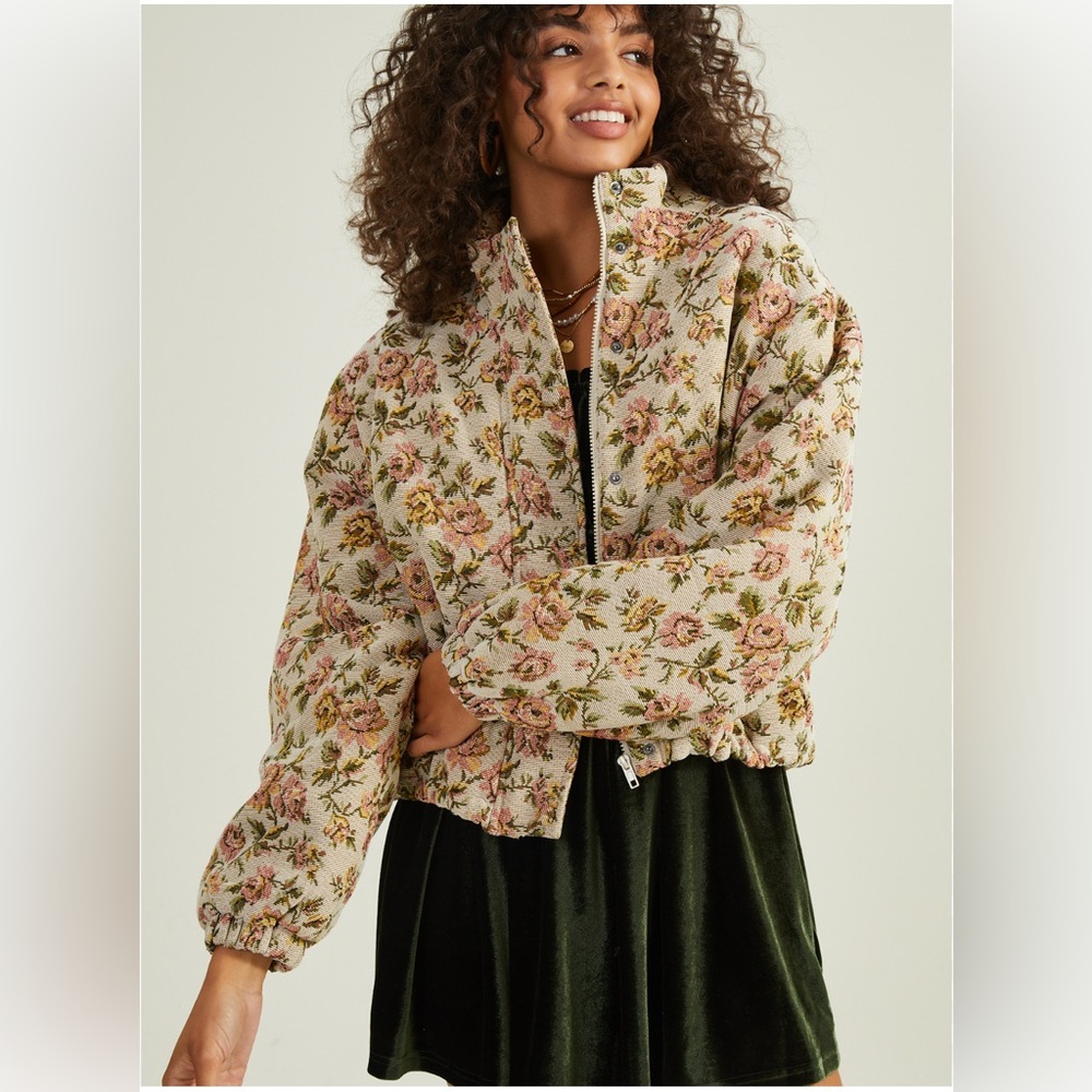 Mabel Floral Fabric Quilted bomber Jacket Size Large - Picture 4 of 11